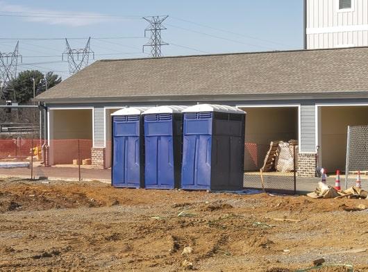 the number of construction porta potties needed for a work site depends on the size and duration of the project, as well as the number of staff members on site